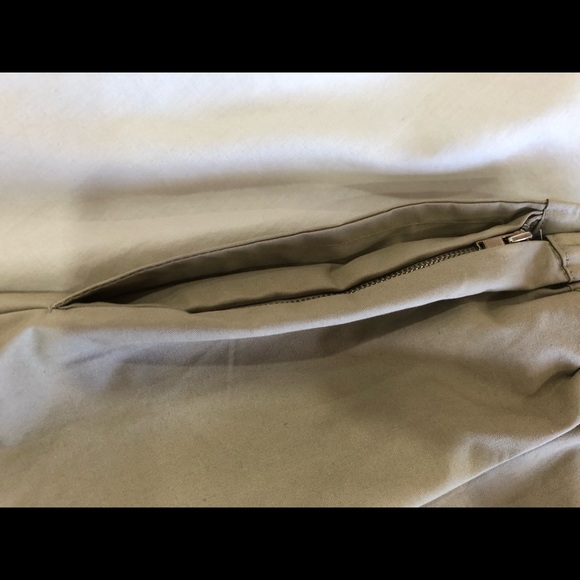 CUTE BEIGE SKIRT WITH PICKETS AND ZIPPER - Picture 6 of 9